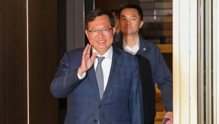 鄭文燦30分鐘籌到500萬「全是2000元新鈔」　網驚：像拿500塊一樣EZ