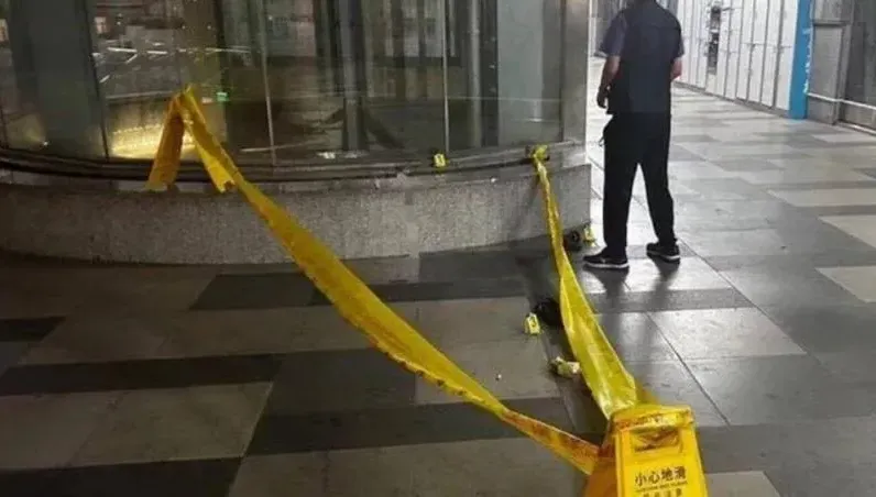 基隆火車站街友鬥毆濺血！被嗆不爽　35歲男出拳把60歲男打死了