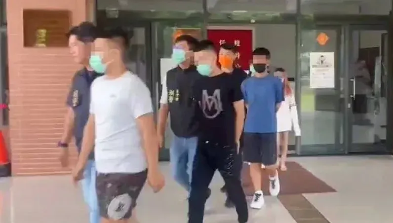 台中19歲男挺友談判起衝突！亮刀耍狠「屁股反被刺」　一度進加護病房