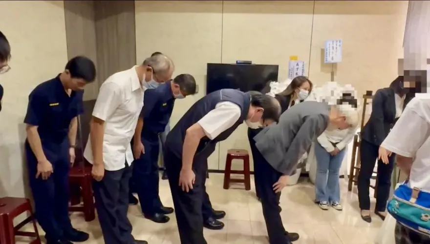 快訊/三重警黃瑋震遭毒駕衝撞殉職　警政署長靈前致意慰問家屬