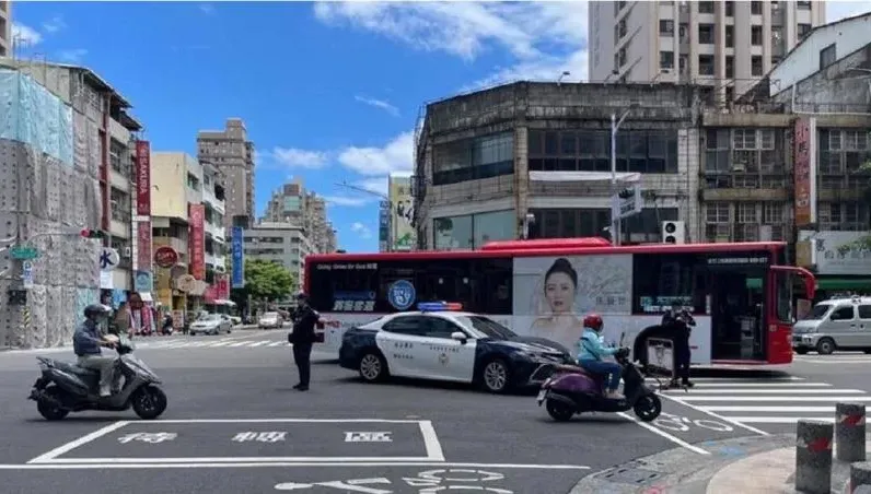 高雄婦人斑馬線慘遭公車撞死　肇事司機遭判刑6月緩刑2年