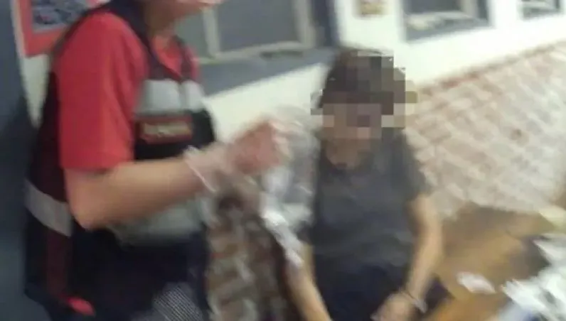 坐餐桌旁突「石化」！嘉義49歲女吃飯過程昏倒　友人嚇壞急求助