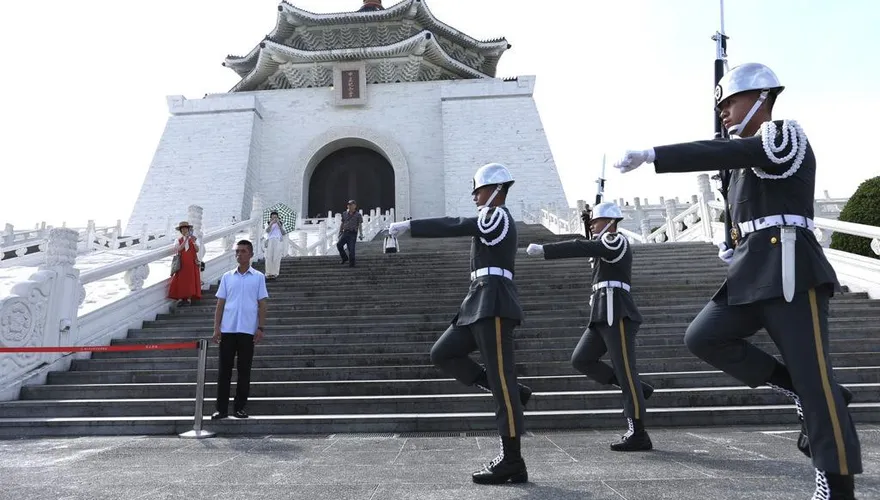 民進黨推動中正紀念堂改名　網友反對聲浪高達92%