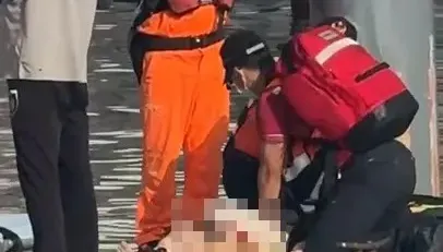 拍渡輪赫見女浮屍！澎湖亞果遊艇碼頭清晨驚魂　警追查落海原因