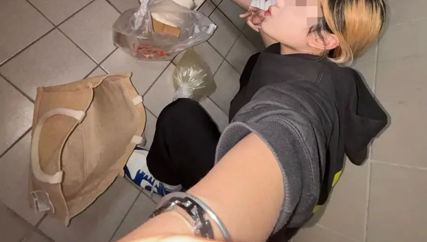 噁！可不可女店員「撈馬桶水給老師喝」　同學證實：整天作亂…學校拿她沒轍