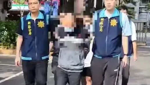火力驚人！警攻堅板橋民宅查獲5手槍、3手榴彈　2更生人「又要回去蹲了」