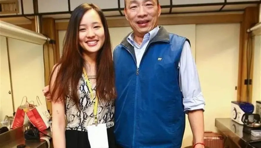 韓冰畢業了！韓國瑜飛倫敦參加愛女畢典　媒體人建議她下一步：要早做準備