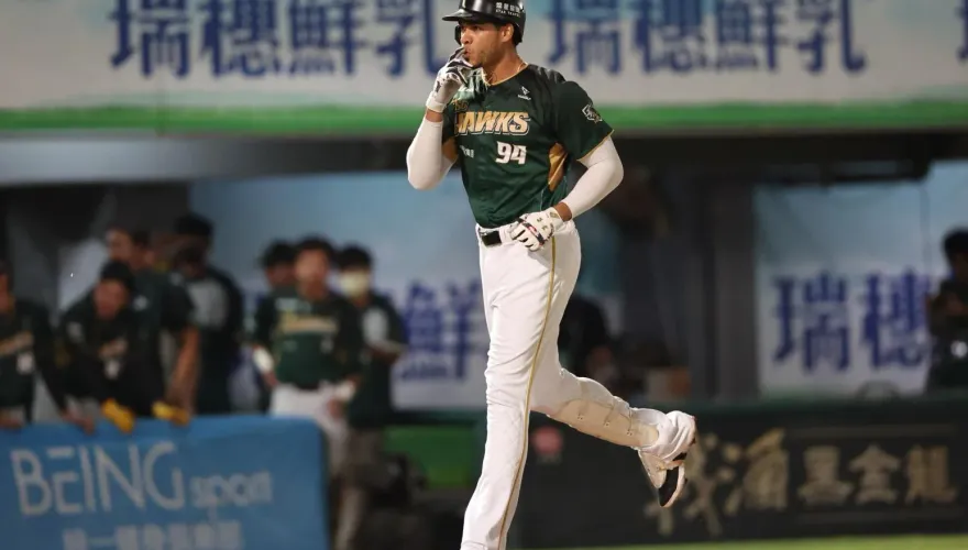 影/台鋼魔鷹勇奪中職全壘打大賽冠軍　16年來首位洋砲奪冠