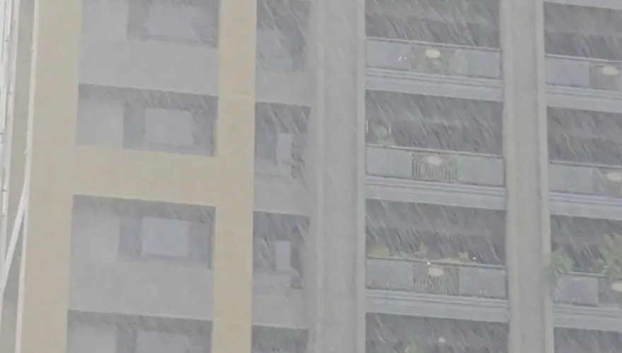 快訊/大雷雨來了！台南、高雄狂炸持續1小時　低窪防淹水、山區落石