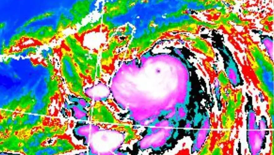 凱米開眼「強度直逼強颱」　氣象粉專：3股勢力衝擊台灣