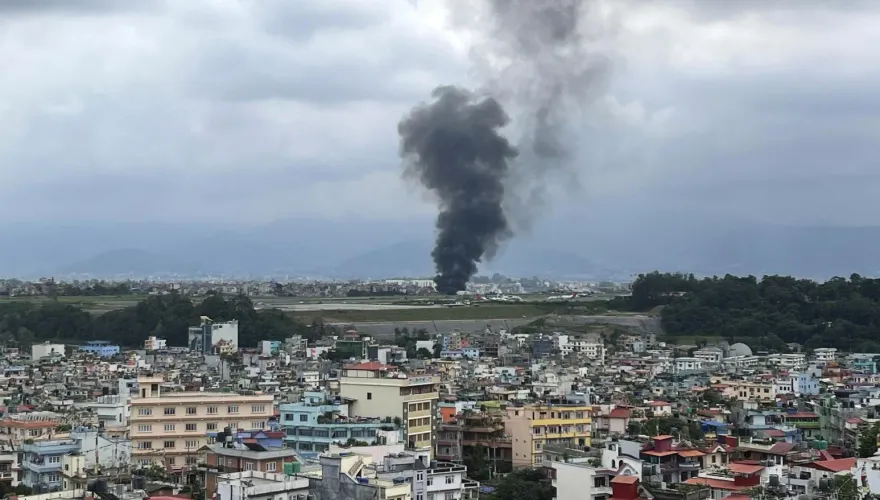 尼泊爾首都機場墜機意外　民航局稱尋獲22具屍體、機師倖存送醫