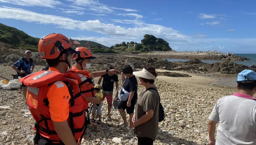 颱風天硬是要觀浪最重罰25萬元　海巡署：堅定執法