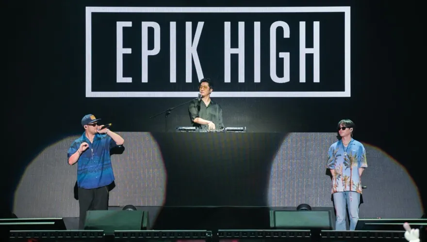 上千人狂搖中指！Epik High來台嗨喊「引以為傲」　大秀中文：我真的愛這裡