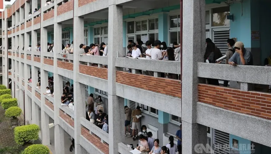 牽一髮動全身！巴威毀分科測驗　延期「下周一到周三」其中兩天