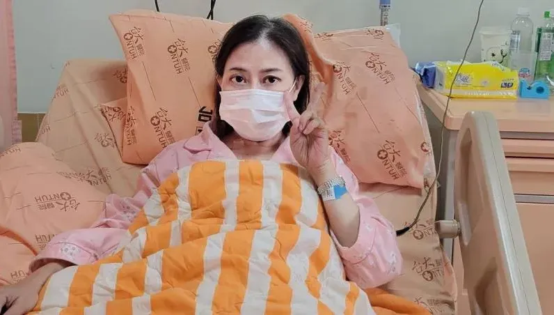 作家小彤抗癌被唱衰「日子剩不多」！強撐嘔吐反擊：我要拚5年存活率