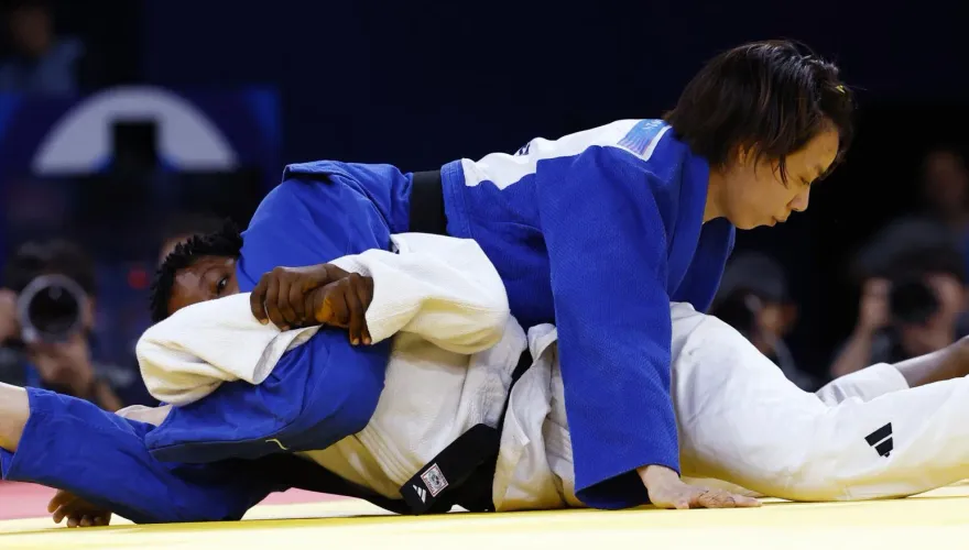 快訊/「柔道女王」連珍羚開賽1分鐘三角固取勝　順利晉級16強