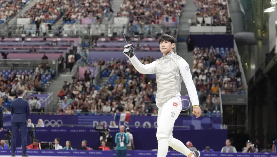 快訊/「擊劍王子」陳弈通不敵東奧男團金牌選手！止步32強仍寫中華隊歷史