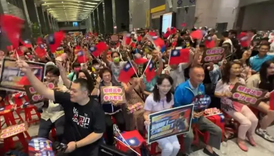 快訊/林郁婷拚摘金媽媽現身力挺！拳擊迷齊聚新北市府跨海打氣　賽前心情曝