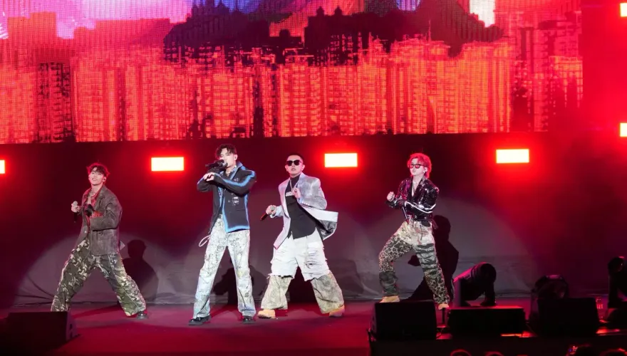 驚！U:NUS演唱會無預警中止！螢幕秀「3字」全場安靜