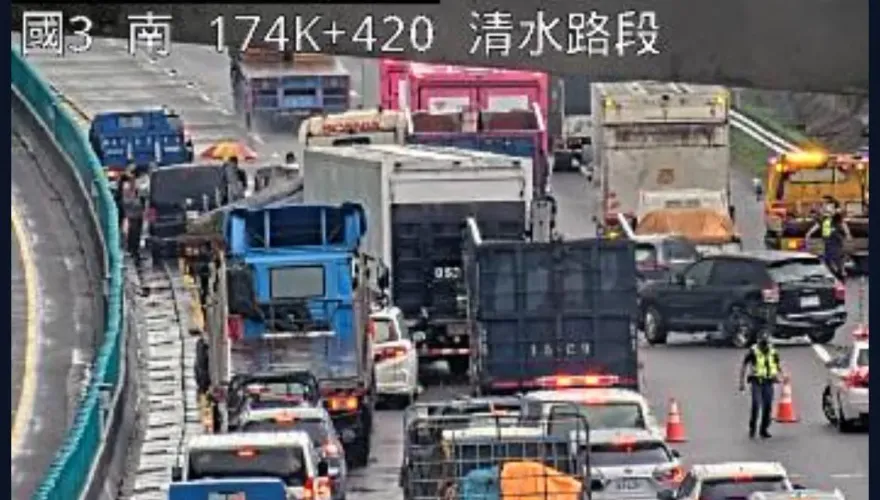 半小時3起事故！國3沙鹿=清水段「19大小車1傷」