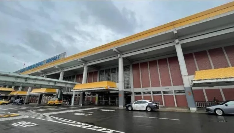 快訊/閃電打雷超恐怖！　台北松山機場「暫停地面作業」