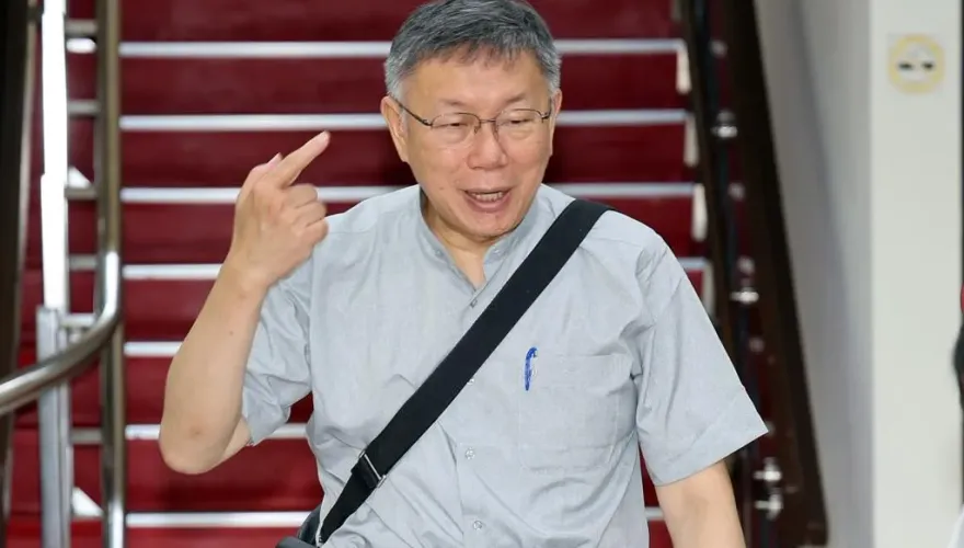 柯文哲小金庫？木可作帳員「51萬高薪」竟是柯競辦發的　她踢爆：選戰結束還在領
