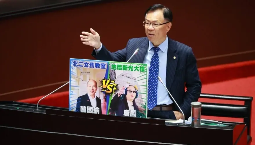 王定宇拿「柯文哲競總裝潢每坪4.8萬」護航「數發部裝潢每坪2萬」　張啟楷打臉