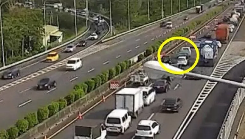 駕駛「故意開車門」推倒交通錐！本月3事故　「最高罰3.6萬」