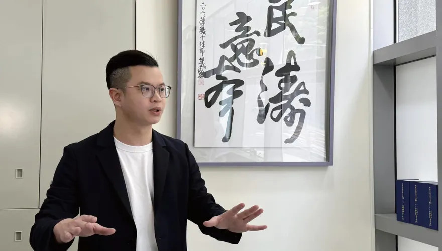 影/灑千萬台幣做民調「又貴又假」　凌濤：黃珊珊是藍白合破局罪魁禍首！