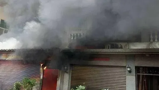 快訊/中元節前傳重大火警！彰化民宅拜拜燒金紙引大火　一家4口躲屋頂獲救