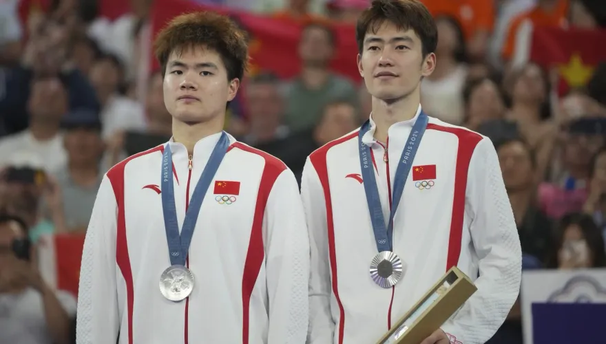 敗給麟洋配！「梁王」教練全說了　網一聽笑翻：什麼教練就有什麼選手