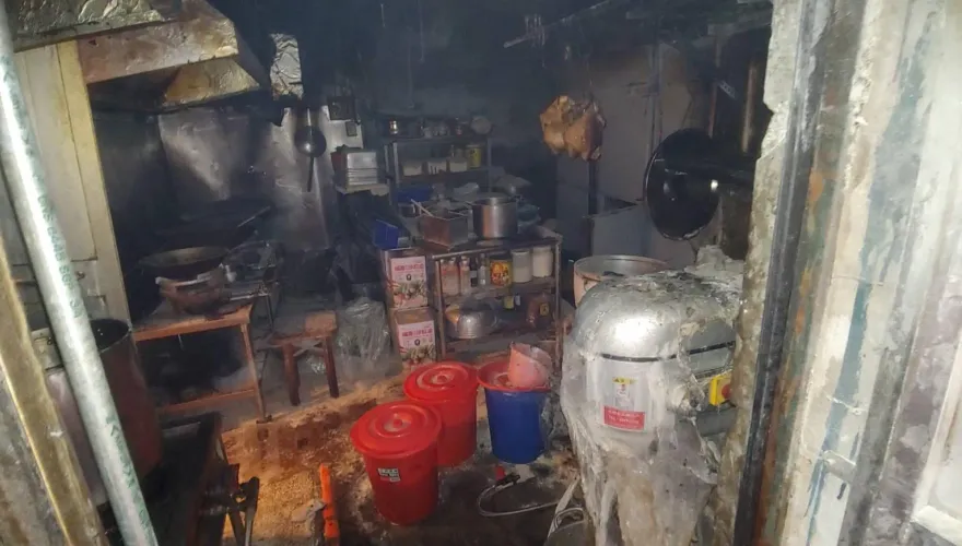 快訊/北市大安區港式餐廳氣爆！換瓦斯「操作不慎」　3人受傷送醫