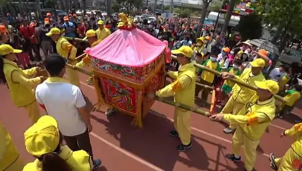 「雙媽」二度合體！「粉紅超跑」明下高雄遶境3天　估湧20萬信徒