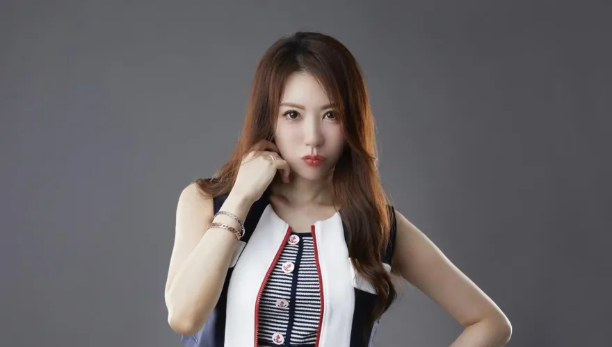 破婚變傳聞！貴婦王瀅大動作復出演藝圈　1.3億百坪豪宅「被看光光」
