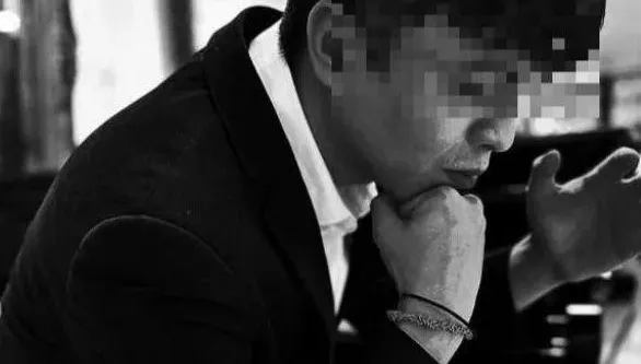 快訊/國際級鋼琴家「生前最後一曲」後墜樓亡！疑因遭酸民嘲諷　警：已截圖