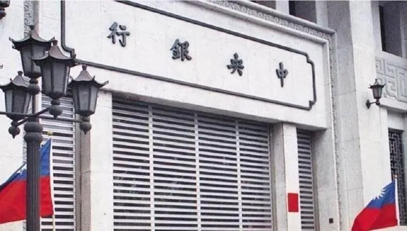 「限貸」惹民怨　楊金龍與銀行溝通2小時2裁示不為難民眾