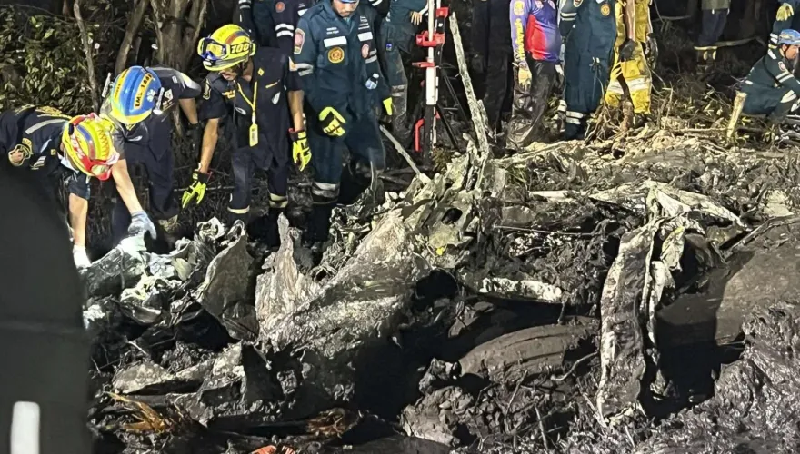 泰國飛機「起飛不久就墜機」9人全罹難　含5名中國人