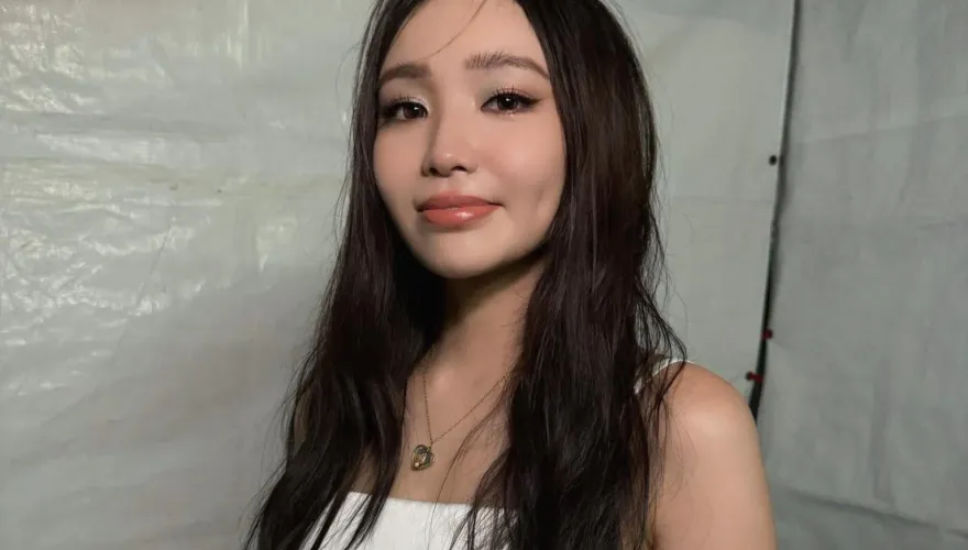 激推「保險套」？陳芳語打卡嗨喊「有全素真快樂」　烏龍真相曝光網笑翻