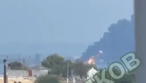 影/烏軍空襲高加索港　載運燃油箱渡輪遭炸沉2人下落不明