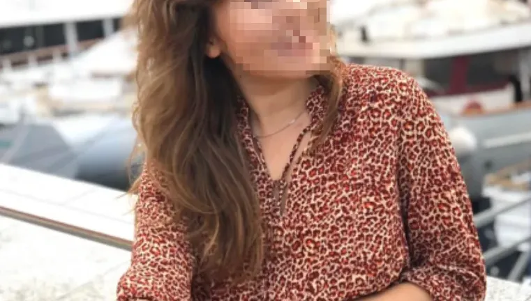 年輕女老師全裸陳屍樹林！出國度假疑遭「交友軟體Tinder」認識男子殺害