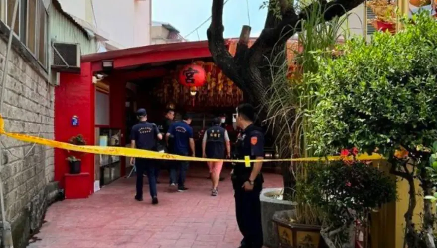 快訊/台中驚傳槍擊案！男子討嘸300萬持雙槍狂開6槍　宮廟主委腿部中彈