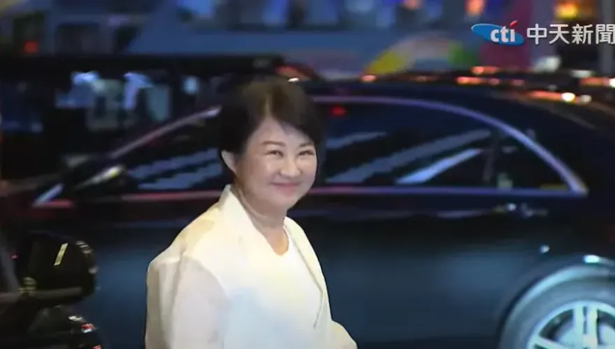 影/連戰、連方瑀「60周年鑽石婚」！盧秀燕出席獻8字祝福