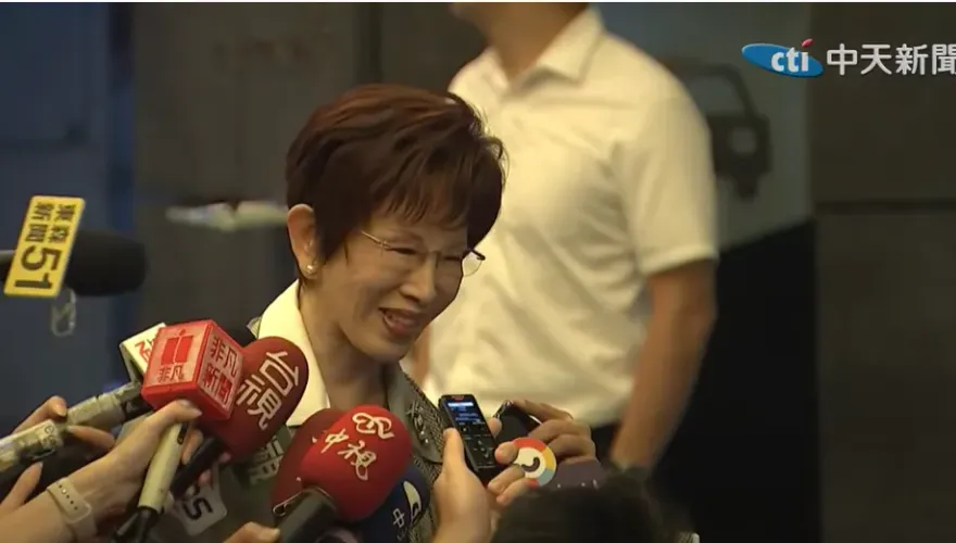 影/洪秀柱出席連戰鑽石婚宴！笑言不能祝福「這1句」