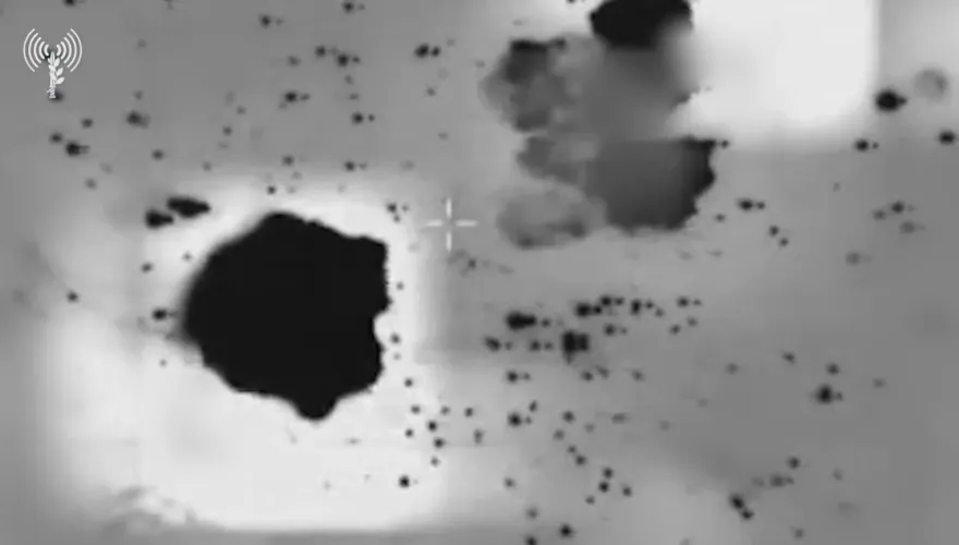 影/以軍百架戰機摧毀真主黨火箭彈發射器畫面曝　以總理：誰傷害我們必反擊