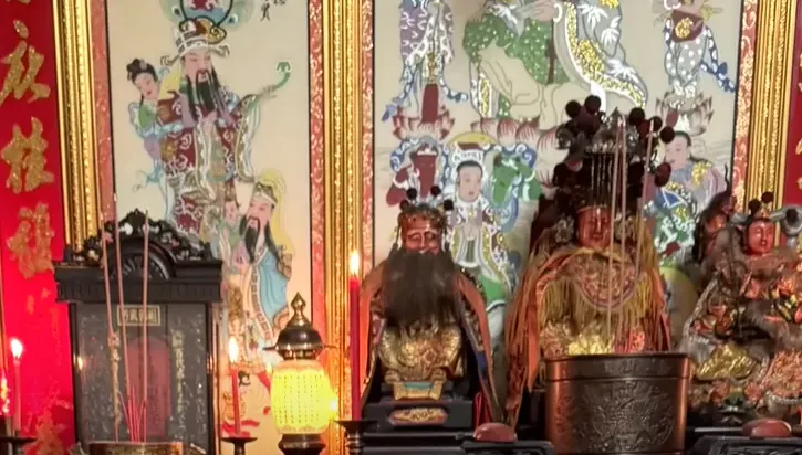 年輕人不想拜「神主牌丟垃圾車」下場很嚴重　殯葬業者：可放「納骨塔」