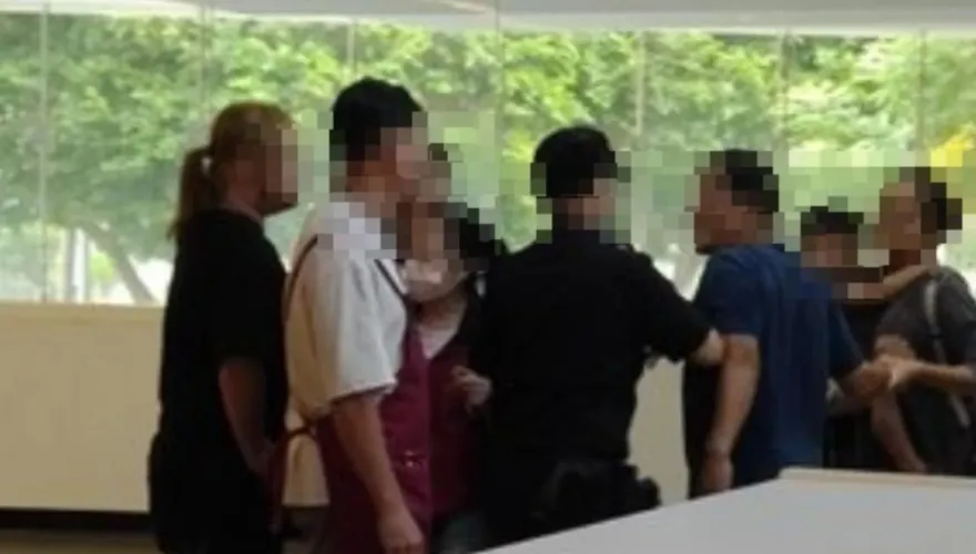 家長放任孩鬼吼鬼叫！新北總圖爆衝突　「大亂鬥」畫面曝