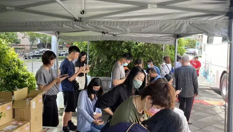 味全龍攜手天母商圈！8/31邀球迷挽袖捐熱血　還能領餐券