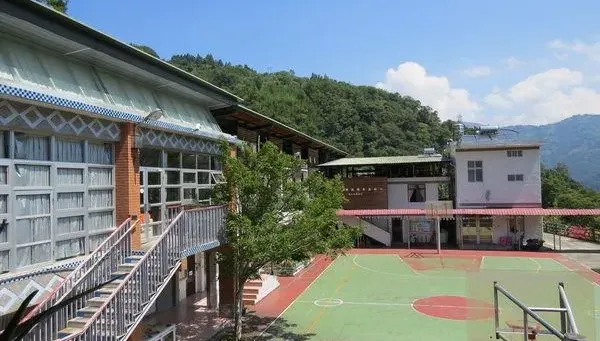 1個人的開學典禮！桃園復興區光華國小「僅1個人報到」