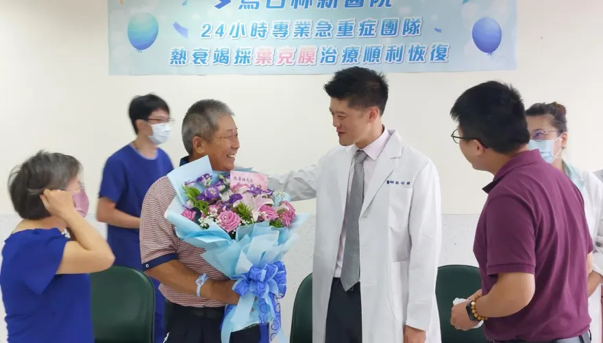 64歲男高溫下鋪柏油路「熱中暑」高燒43度昏厥！裝葉克膜救回一命