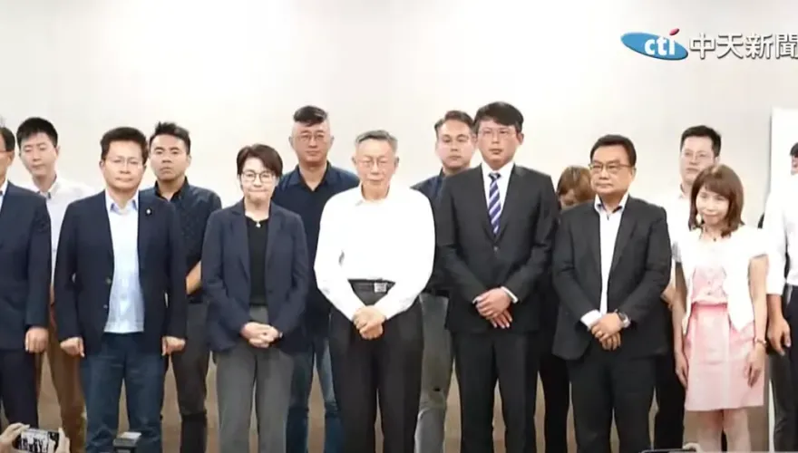 傳白營創黨大老尋適當時機　推人代主席領軍渡風暴